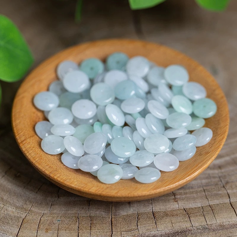 10pcs Natural Emerald White Ja - Men'S Fashion Necklaces review and price